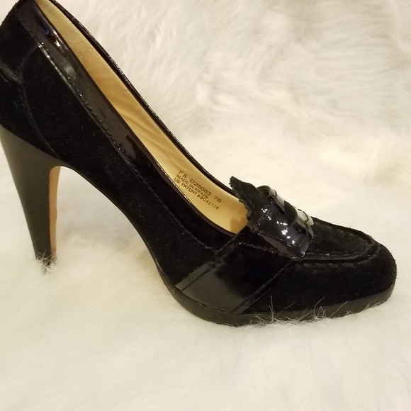 Cole haan black rainstorm suede heels - Picture 6 of 8